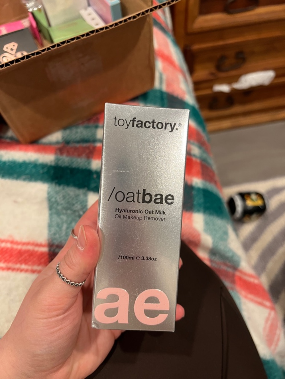 toyfactory Oatbae Hyaluronic Oat Milk Oil Makeup Remover - Silver/Pink